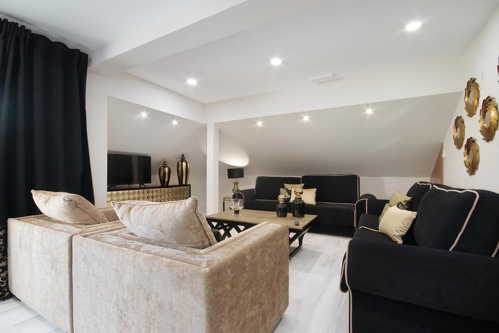Suites Gran Via Capilla Real Γρανάδα Εξωτερικό φωτογραφία