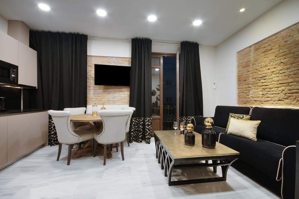 Suites Gran Via Capilla Real Γρανάδα Εξωτερικό φωτογραφία