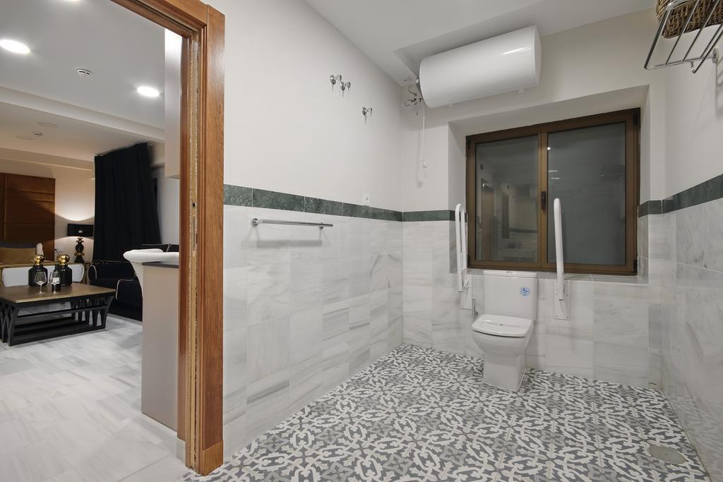 Suites Gran Via Capilla Real Γρανάδα Εξωτερικό φωτογραφία