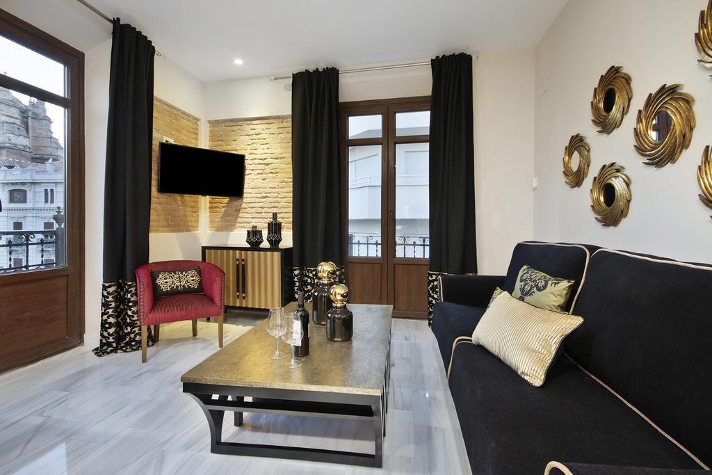 Suites Gran Via Capilla Real Γρανάδα Εξωτερικό φωτογραφία